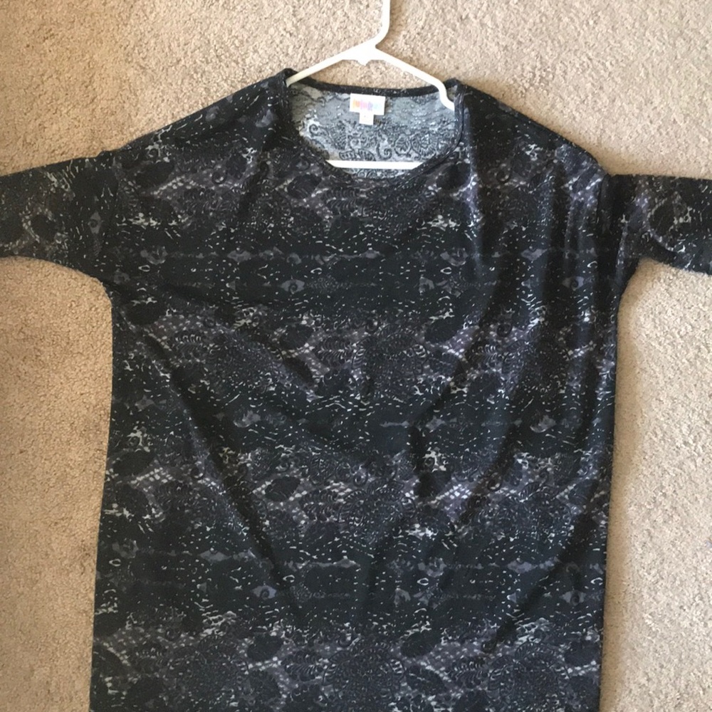 Lularoe xs grey black Irma like new condition